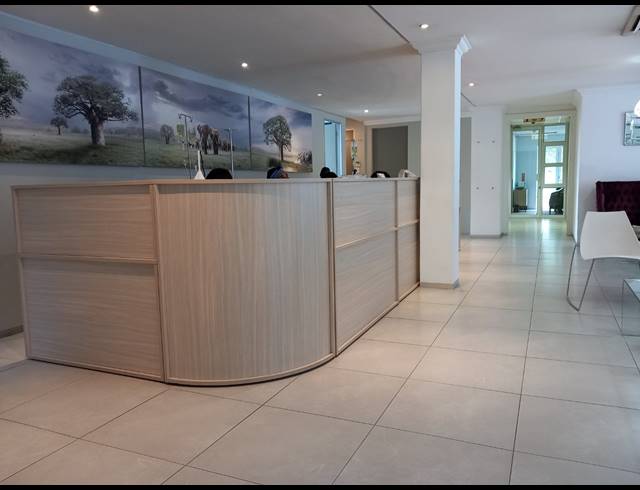 220M² OFFICE TO LET IN BRYANSTON